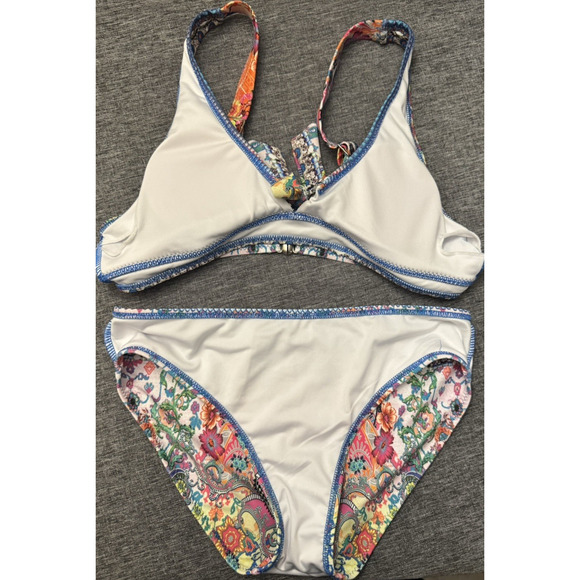 La Moda Clothing Women's Knotted Floral Bikini Set Size Small - Picture 4 of 5